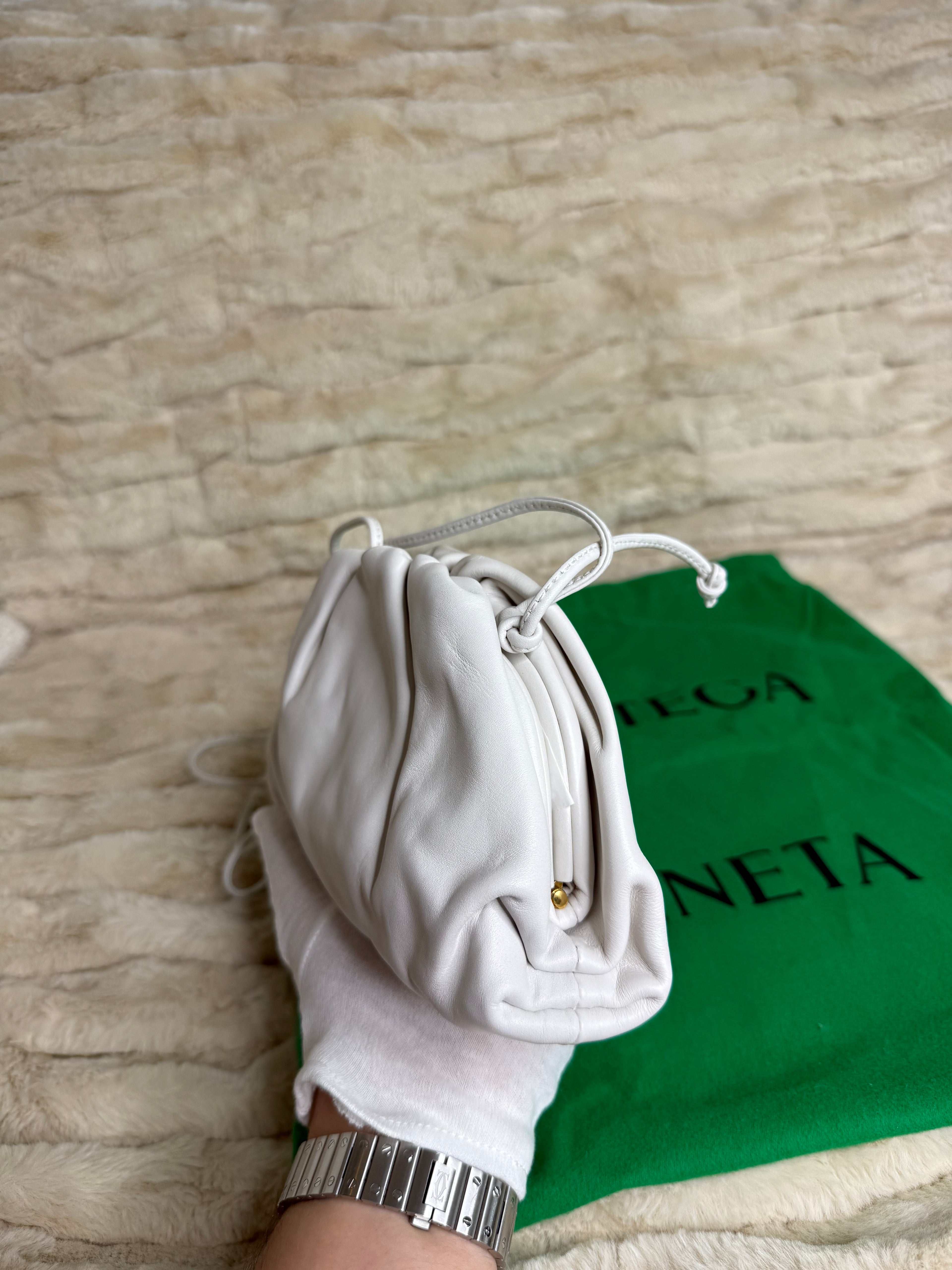 Bottega Veneta Mini Pouch Blanc