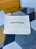 Lots 16 Dustbag Louis Vuitton