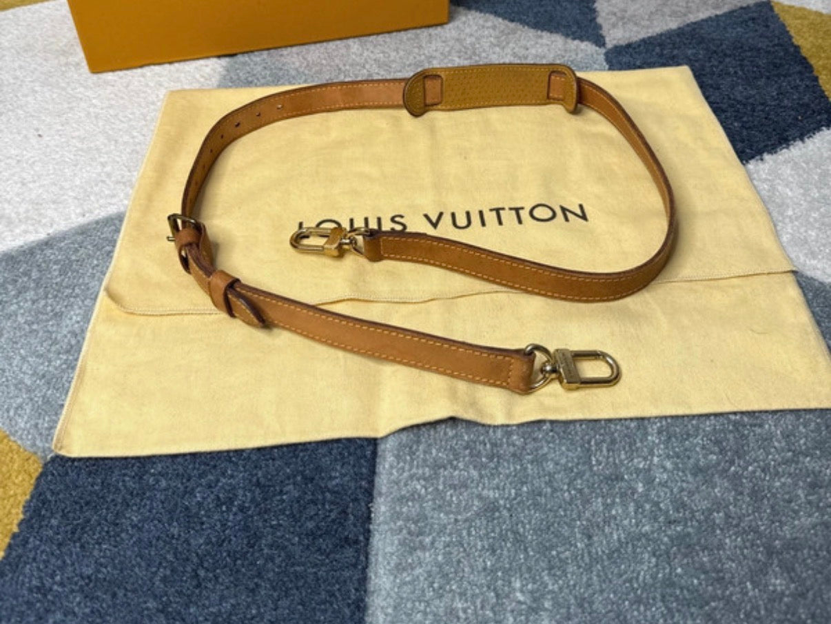 Lots Bandoulière Louis Vuitton Keepall