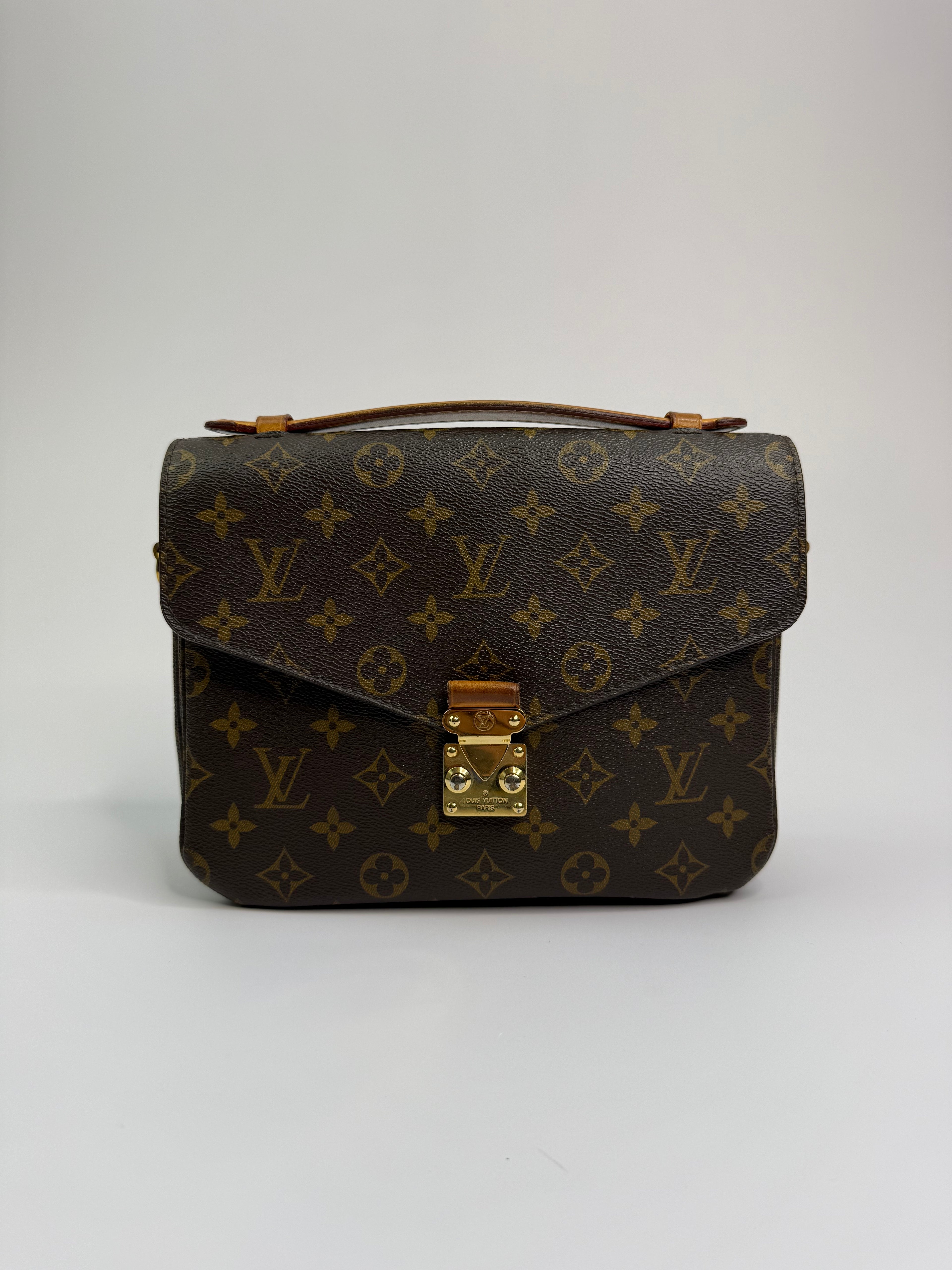 Louis Vuitton – Pochette Métis Monogram