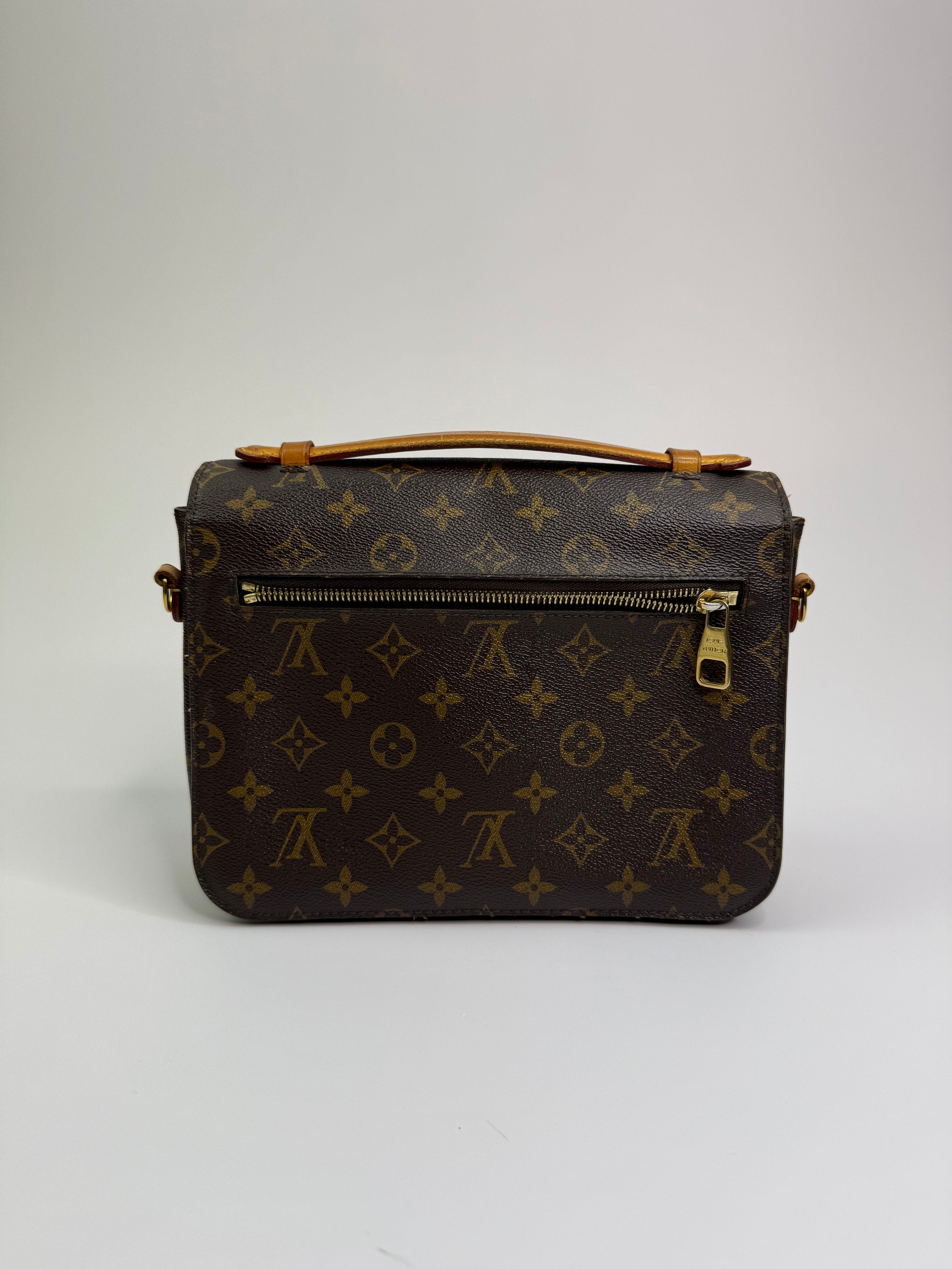 Louis Vuitton – Pochette Métis Monogram