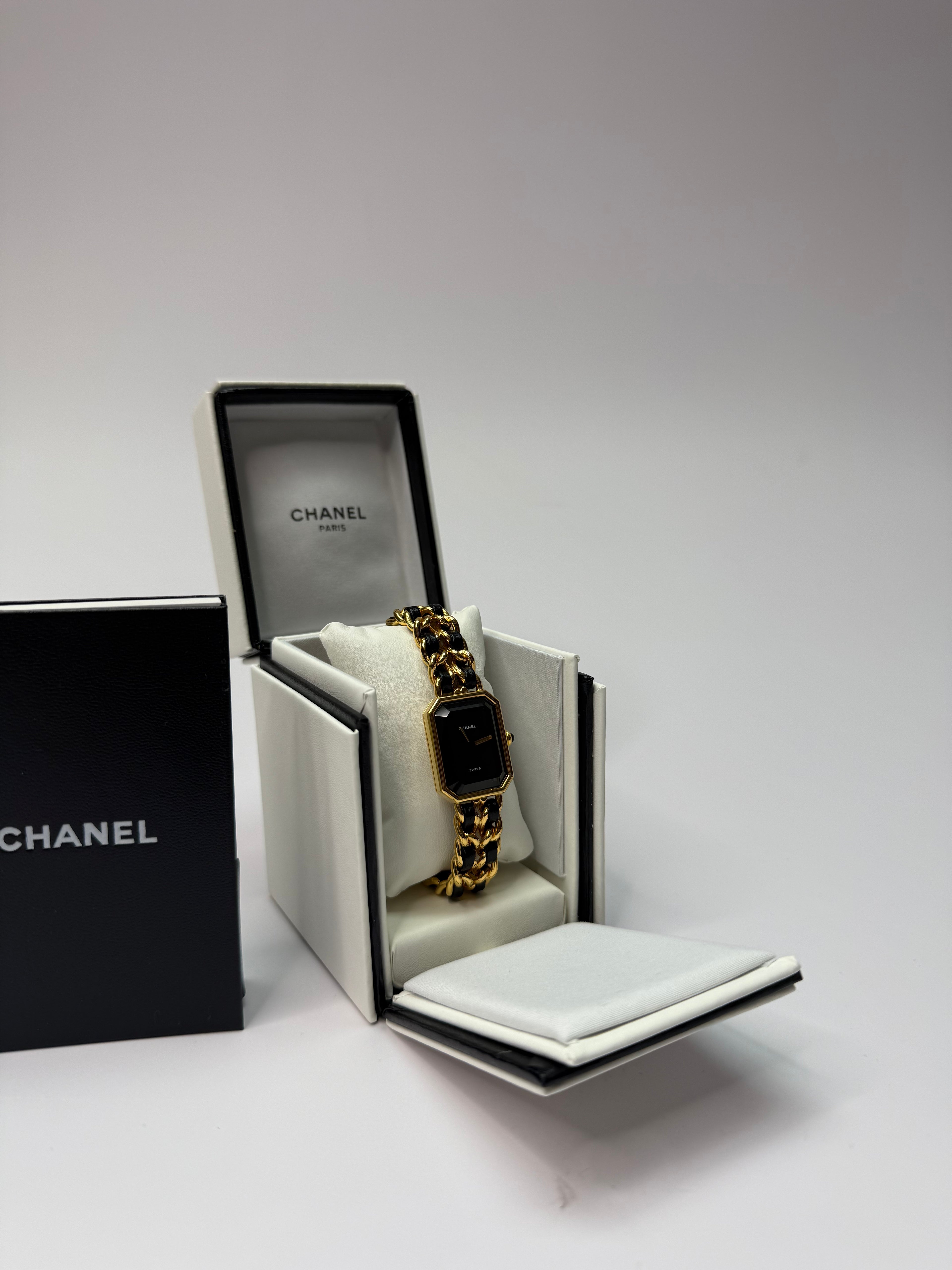 Chanel – La Première Plaqué Or (1987)